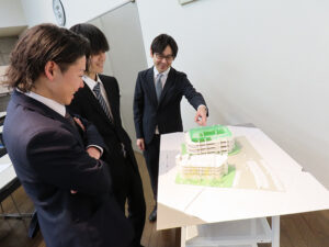 建築科２年生が卒業制作発表を行いました☆ class=