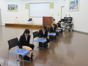 医療事務科１・２年生合同の『オスカープロモーション マナー講座』第１３回目を受講しました♪ class=