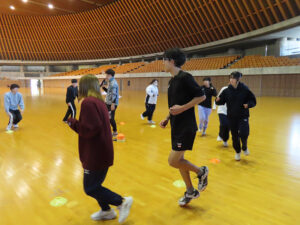 こども保育科の１年生が「生涯スポーツ」の授業を受講しました☆ class=