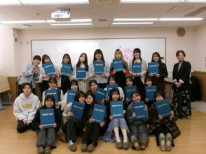 こども保育科で「九州短期大学卒業証書授与式」が挙行されました！ class=